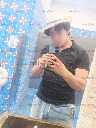 FOTOS DE FISIOTERAPEUTA DE PROFESION HOMBRE JOVEN CON VOZ ELEGANTE Y BIEN PORTADO