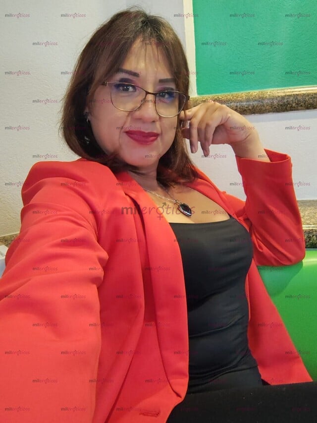 FOTOS DE MUJER TRANS DE 45 AÑOS Y MAS DE UNA DÉCADA DE EXPERIENCIAS COMO MASAJISTA ESCORT