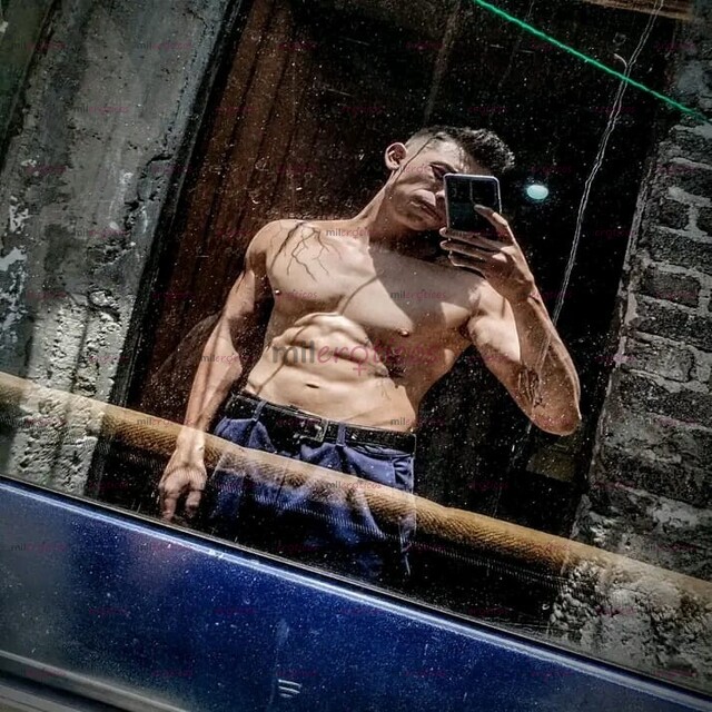 FOTOS DE SOY TODO LO QUE BUSCAS TE ENCANTARA SOLO PRUEBAME TE LO ASEGURO