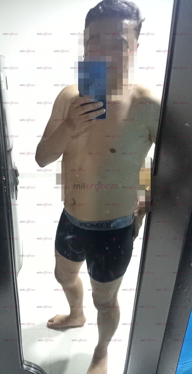 FOTOS DE JOVEN EJECUTIVO CON GANAS DE COMPLACERTE, NO COBRO