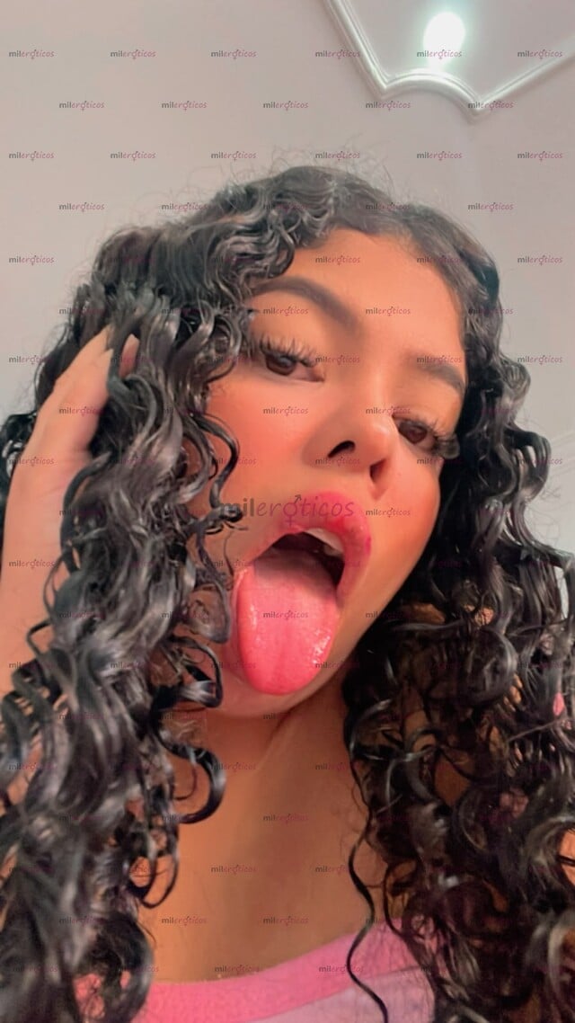 FOTOS DE HOLA AMOR SOY VICTORIA UNA CHICA MUY COMPLACIENTD
