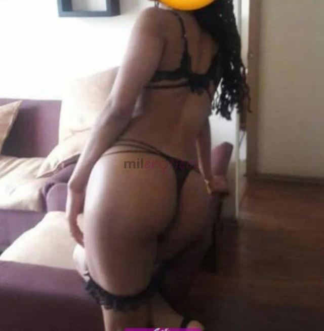 Colombiana joven chica muy fogosa tierna y simpatica soy flaca cuerpo de atleta me gustan los juegos previos las caricias los masajes los besos ricos...