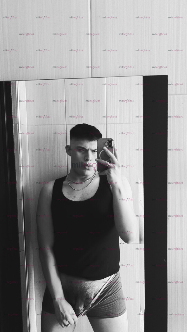 FOTOS DE BIG BOY GUAPO, VERGON, CULON Y LECHERO DISPONIBLE PARA TI