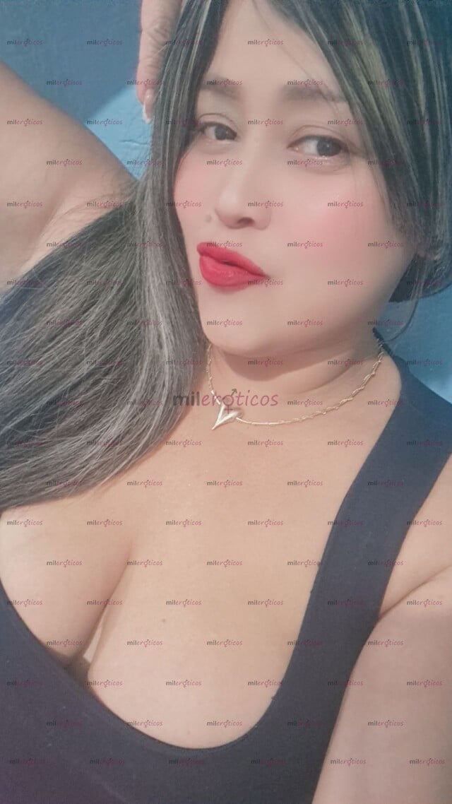 FOTOS DE HOLA PAPI SOY TU MONA RICA,CON GRAN CULO Y RICAS TETAS