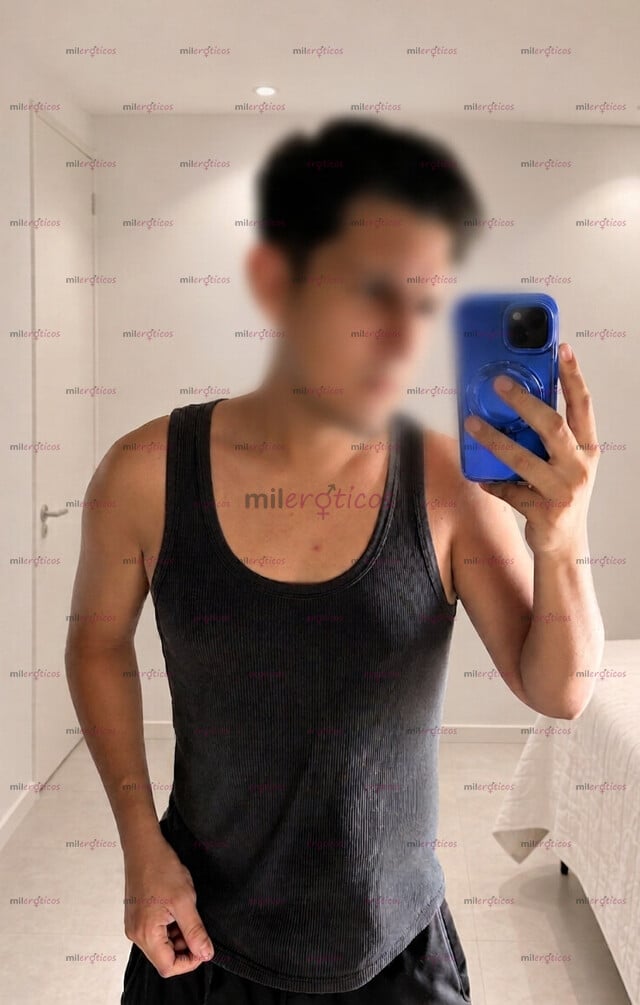 FOTOS DE CULITO RICO Y A BUEN PRECIO, CHAVO DE 24 AÑOS, CARISMÁTICO Y CALIENTE