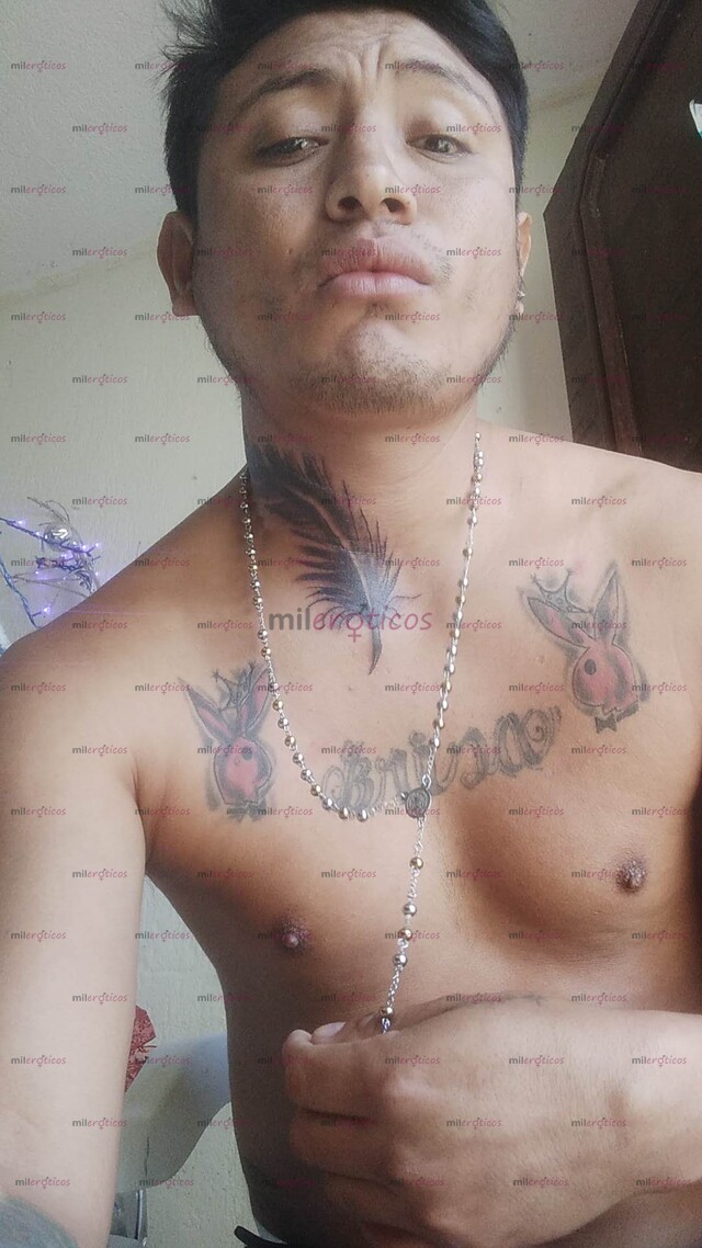 FOTOS DE HOLA SOY CHICO.SCORT VERGON 22 CM CON MUCHA LECHE CALIENTE EN MIS HUEVOS HUELE M