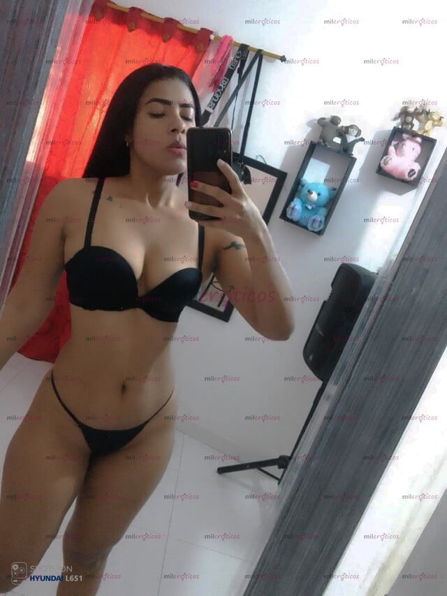FOTOS DE FIN DE SEMANA DE TRIPLATO ANAL Y VAGINAL Y DE ÑAPA UN ORAL CON ESTA COSTEÑA