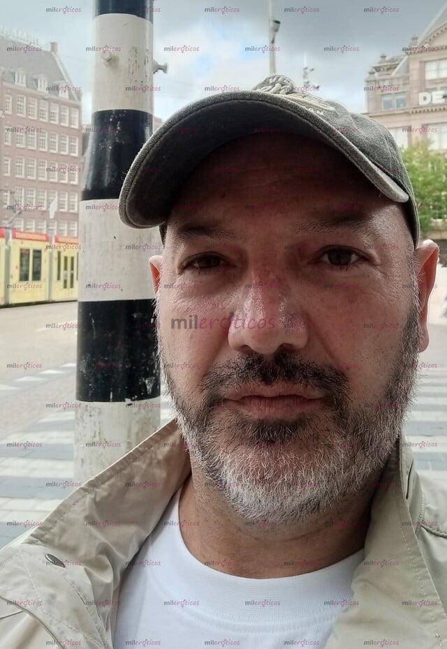 FOTOS DE HOMBRE MADURO BISEXUAL SANO Y COMPLACIENTE AMBOS SEXOS
