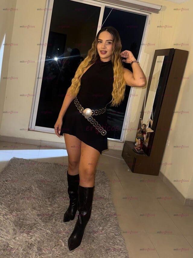 FOTOS DE NO BUSQUES MÁS CONMIGO TIENES TODO SOY LA MEJOR Y MÁS HERMOSA RUBIA CONÓCEME