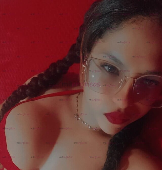 FOTOS DE NINFÓMANA CALIENTE, ADICTA AL SEXO, TETONA PARA UNA PAJA RUSA DE INFARTO