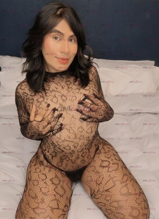 FOTOS DE HOLAA SOY ARYEL FEM EN TRANSICIÓN GUAPA Y ACUERPADA CON UN CULAZO Y PIERNOTAS