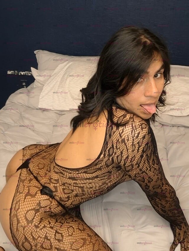 FOTOS DE HOLAA SOY ARYEL FEM EN TRANSICIÓN GUAPA Y ACUERPADA CON UN CULAZO Y PIERNOTAS