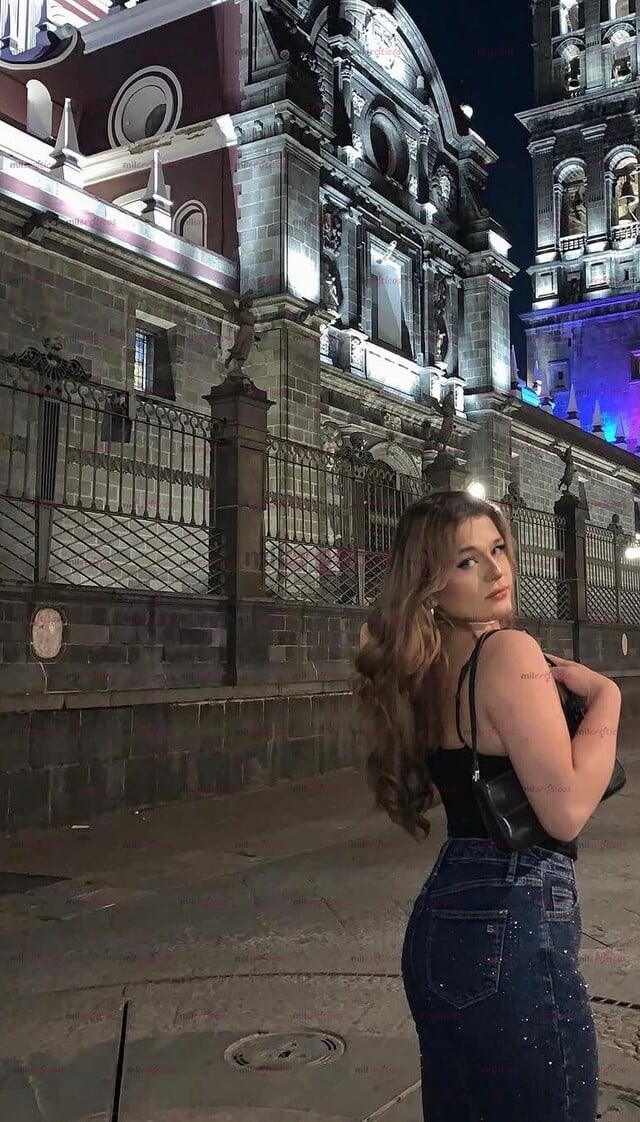 FOTOS DE LA RUBIA DE TUS SUEÑOS SÚPER MEGA CALIENTE Y SIEMPRE CON MUCHAS GANAS