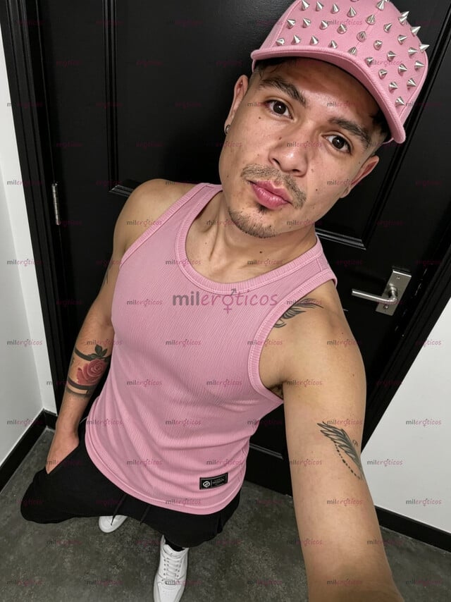 FOTOS DE ACTIVO , (CON GUSTO A QUE ME DEN BESO NEGRO Y LAMIDAS DE PEZONES)