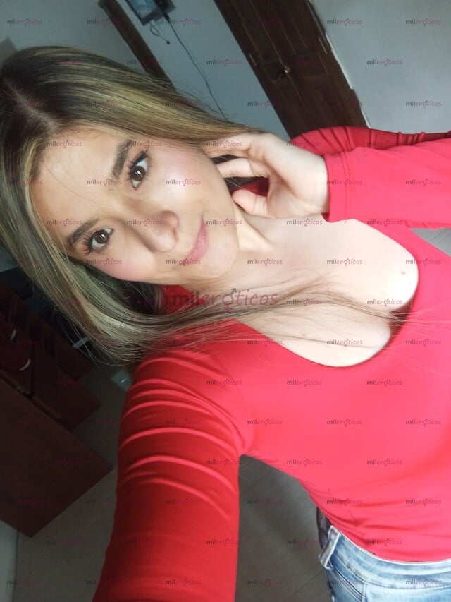 FOTOS DE CHICA HERMOSA , SOY LA COMBINACIÓN PERFECTA ENTRE SEXY Y ADORABLE,