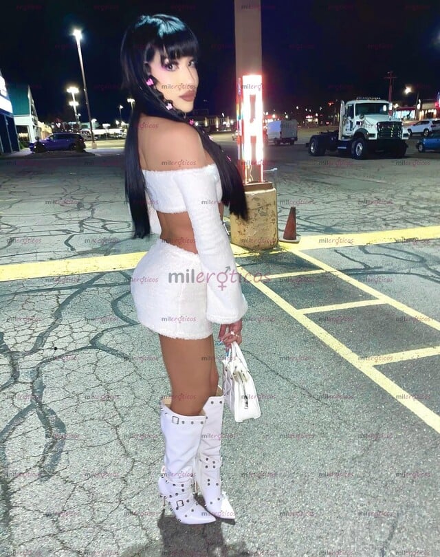 FOTOS DE NENA JOVENCITA,BELLA Y FEMENINA! SOLO DE PASO !!!