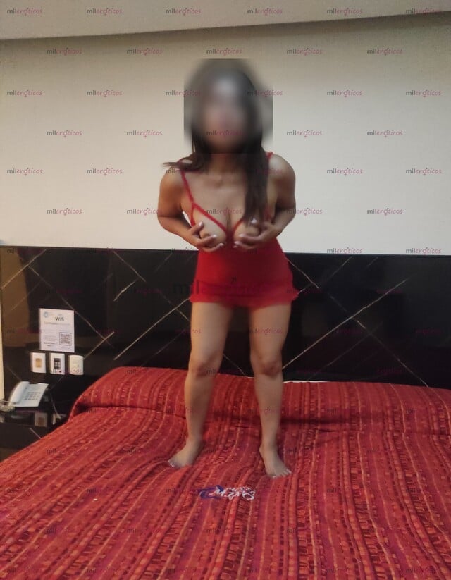 FOTOS DE RENATA SOY REAL GOSA DE UN EXQUISITO SERVICIO A MI LADO