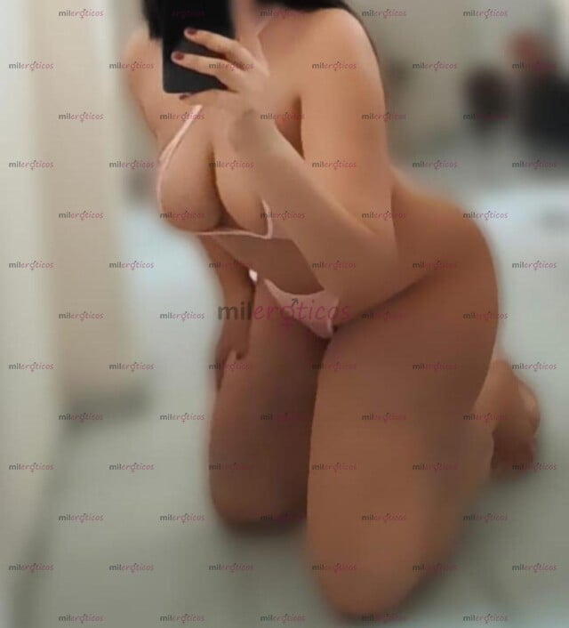 FOTOS DE MELISSA CANDENTE MASAJISTA JOVEN SIMPÁTICA EN MIS MANOS TU PLACER.