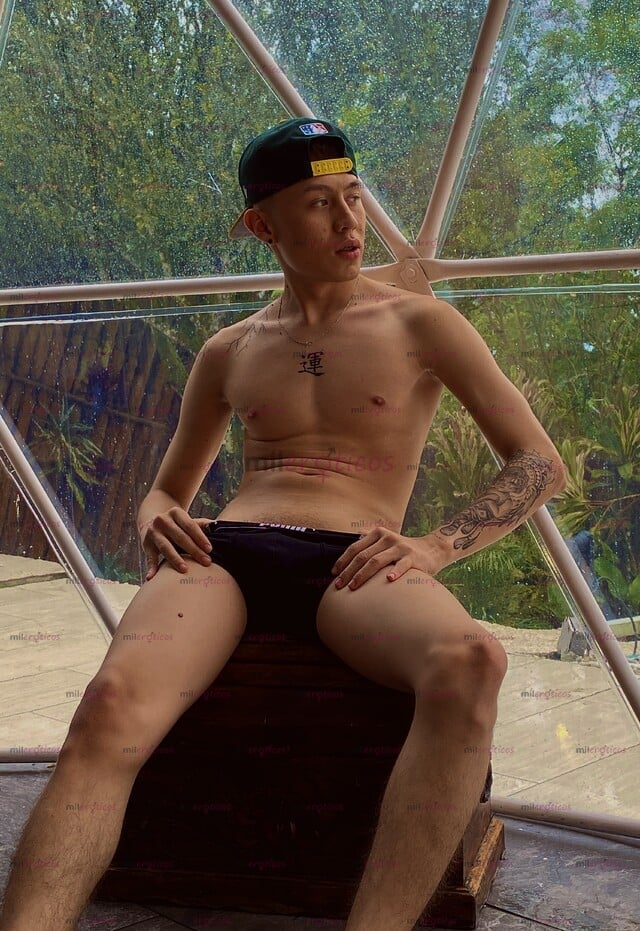 FOTOS DE MATHIAS POLLO VERGON FULL ERECCIÓN CALIENTE Y ATENTO, COMPLACIENTE Y MASCULINO