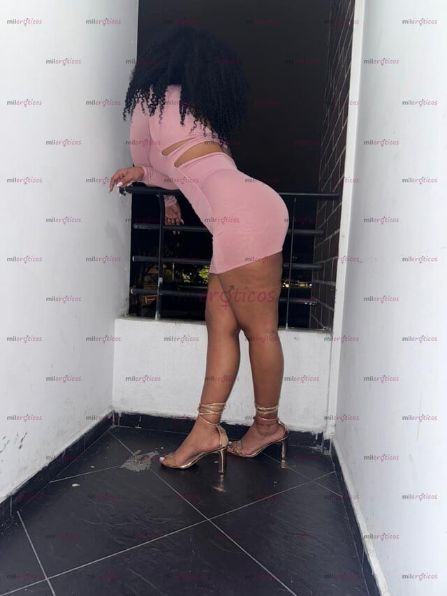 FOTOS DE DIOSA NEGRA UN BOMBON MELISSA SUBE AL CIELO COMETE ALGO RICO