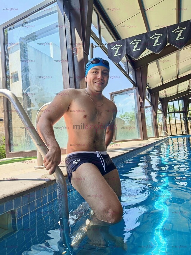 FOTOS DE CHICO GUAPO Y SEXY LISTO PARA SACAR LECHE Y QUE APRECIES MI LINDO CULITO