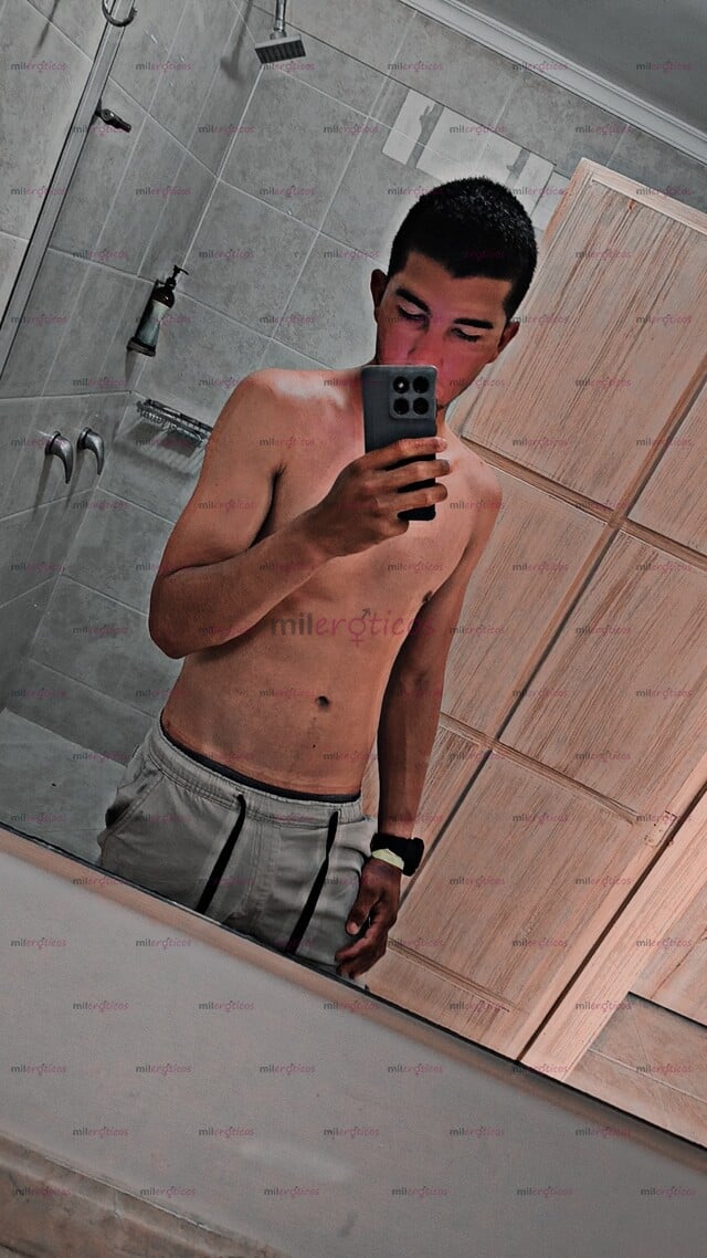 FOTOS DE TU FLACO FAVORITO 20 CM, SUPER COMPLACIENTE, LLAMAME Y NO TE ARREPENTIRÁS