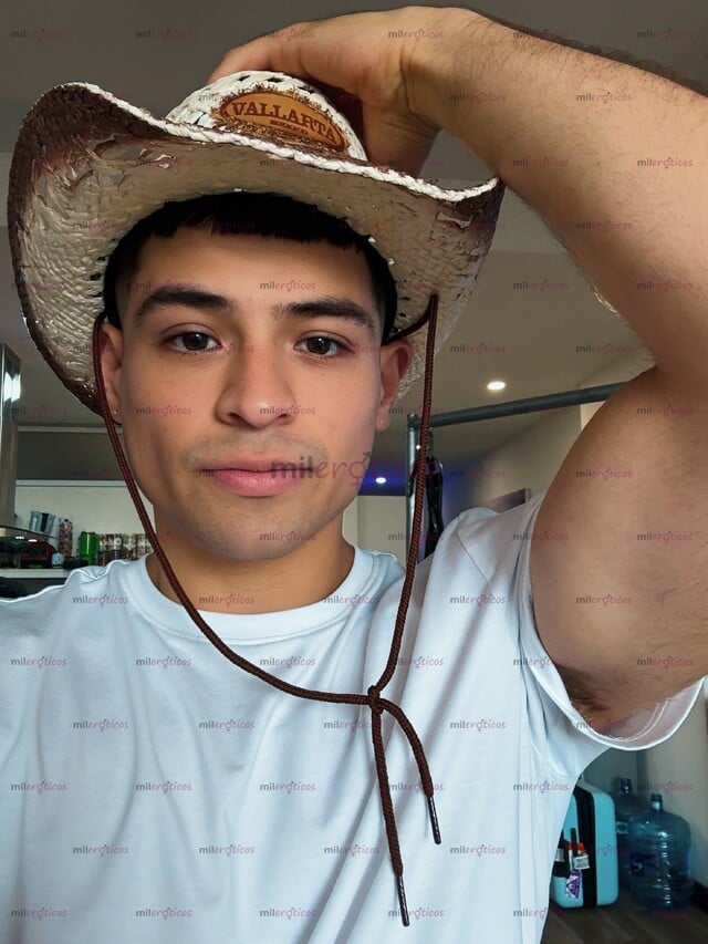 FOTOS DE EXCLUSIVO COLOMBIANO MACHO VERGON DOMINANTE FIESTERO