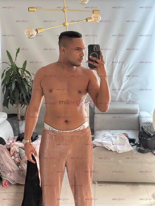 FOTOS DE JOVEN UNIVERSITARIO MASAJISTA NUEVO TÚ CUIDAS