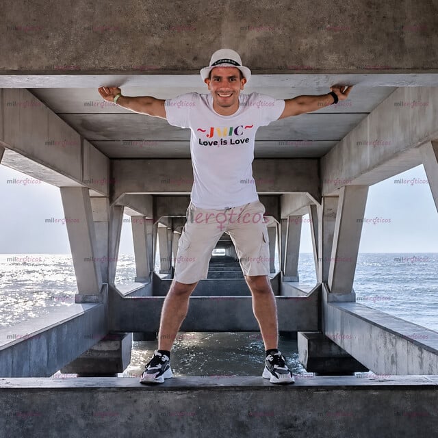 FOTOS DE MASCULINO EN ATLÁNTICO, ATLÉTICO DISCRETO Y COMPLACIENTE