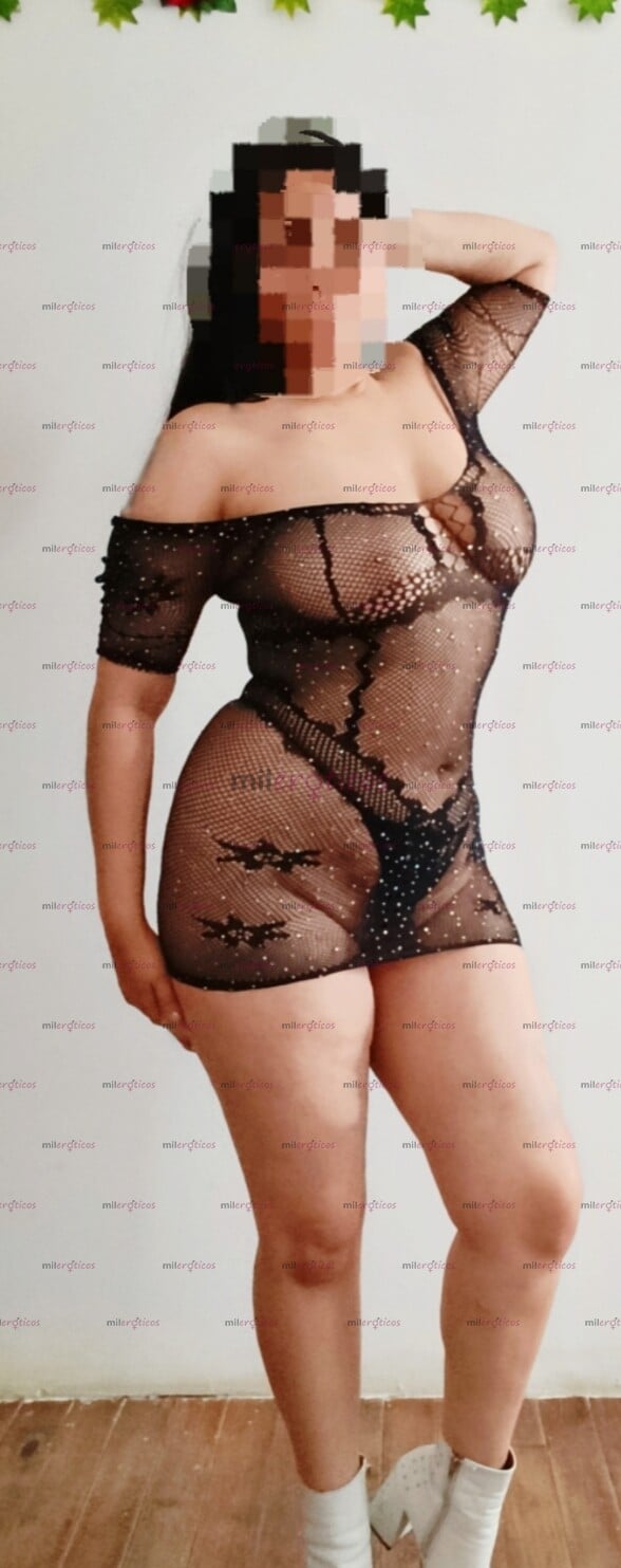 FOTOS DE NAOMI CURVY HERMOSA DAMA COMPLACIENTE PARA TI