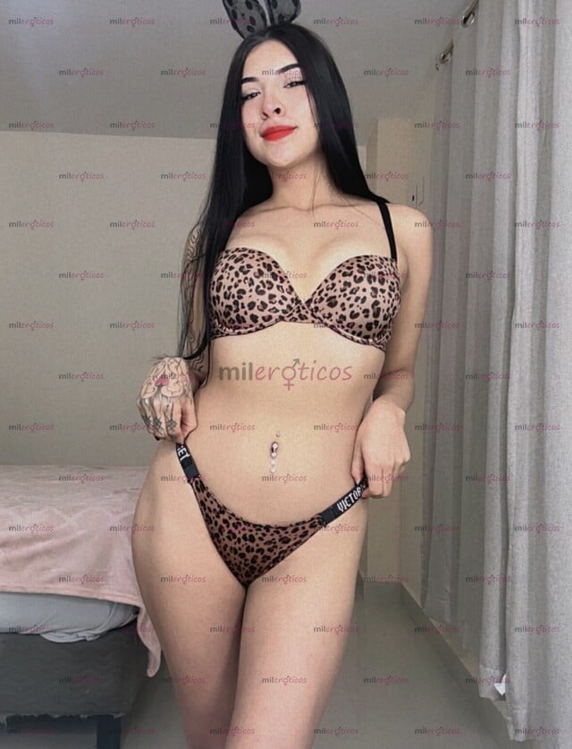 FOTOS DE BONITA PRINCESA NUEVA EN ESTE AMBIENTE, TE DEJARÉ VUELTO LOCO