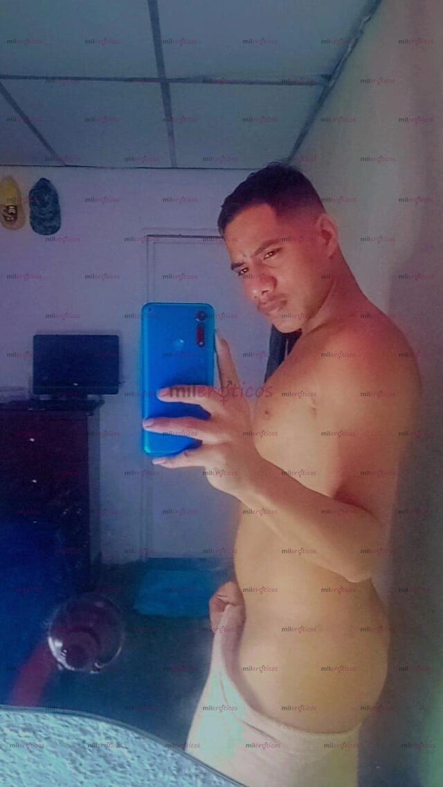 FOTOS DE SEBASTIAN VENEZOLANO PASIVO NUEVO POR LA CIUDAD,TRAGON Y COMPLACIENTE