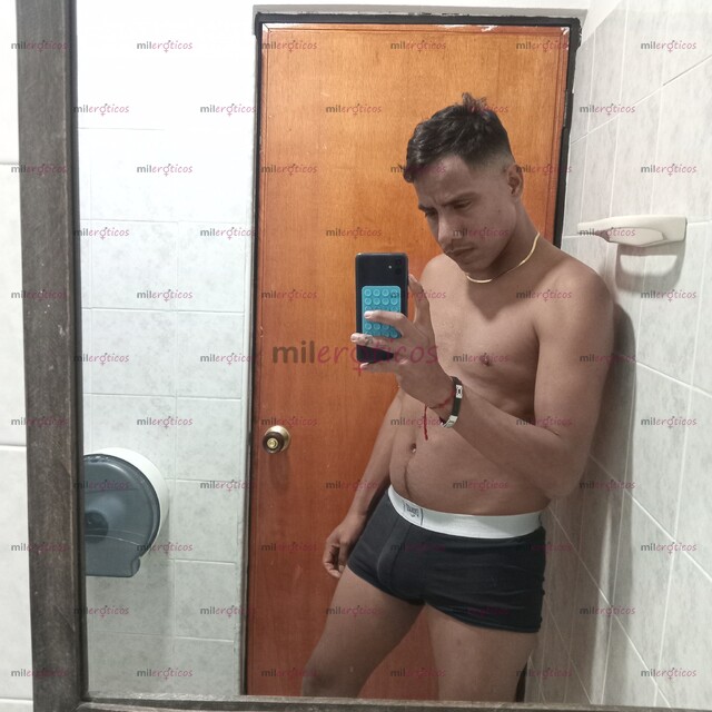 FOTOS DE SEBASTIAN VENEZOLANO PASIVO NUEVO POR LA CIUDAD,TRAGON Y COMPLACIENTE