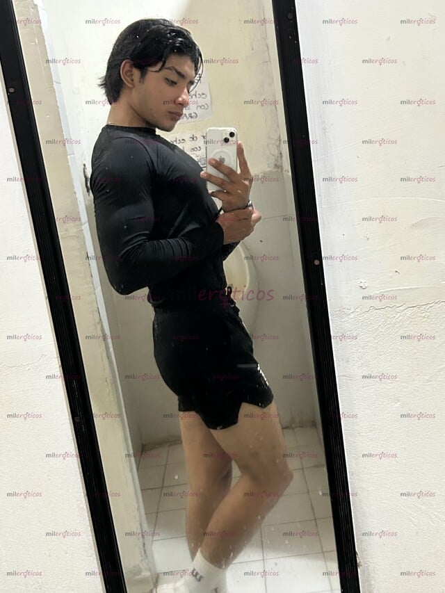 FOTOS DE DATE LOS MEJORES PLACERES DE TU VIDA CON ESTA MONTAÑA DE HOMBRE BB