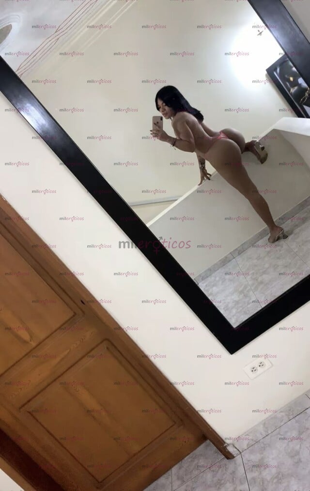 FOTOS DE HOLA AMORES SOY EMMA HERMOSA INDIA . BIEN CULONA. Y HERMOSO CUERPO.
