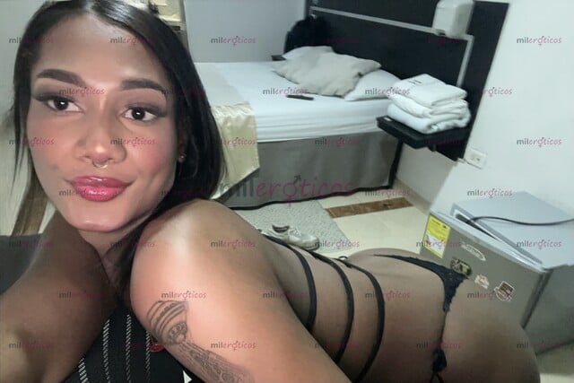 FOTOS DE NUEVAMENTE UNA MORENA CARTAGENERA EN LA CIUDAD