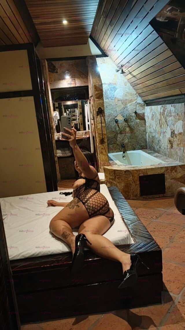 FOTOS DE FULL ANAL, MORENA ARDIENTE Y SENSUAL. DESCÚBRELO POR TI MISMO