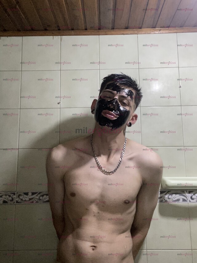 FOTOS DE , SCORT DISPUESTO A CUMPLIR CUALQUIER FANTASÍA