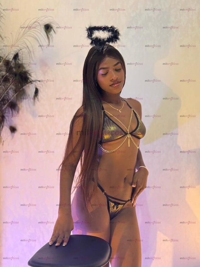 FOTOS DE CHICA MORENITA PERFIL LINDO DISPUESTA A TODO
