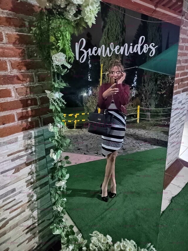FOTOS DE SI ERES UN CONOCEDOR PODRÁS SABER QUE YO SOY LO QUE BUSCAS