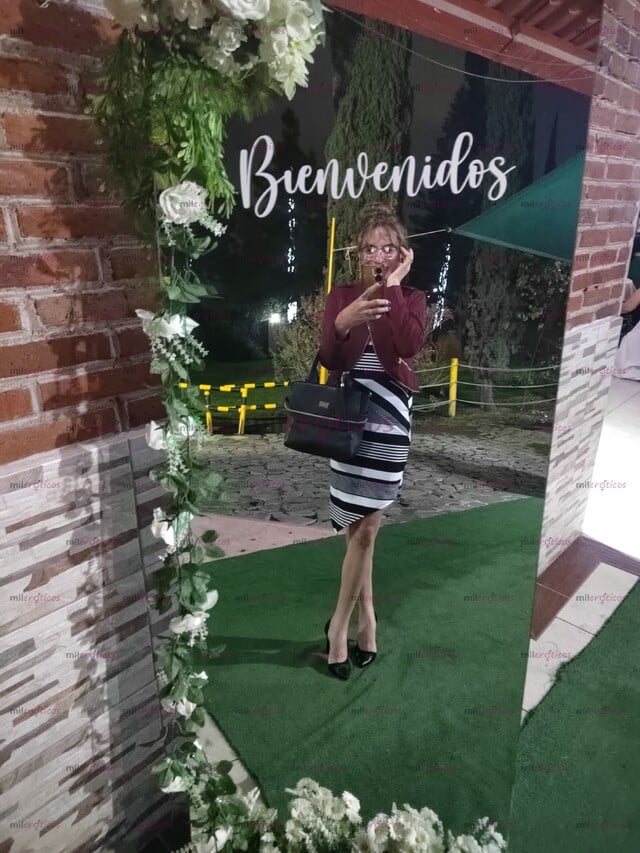 FOTOS DE SI ERES UN CONOCEDOR PODRÁS SABER QUE YO SOY LO QUE BUSCAS