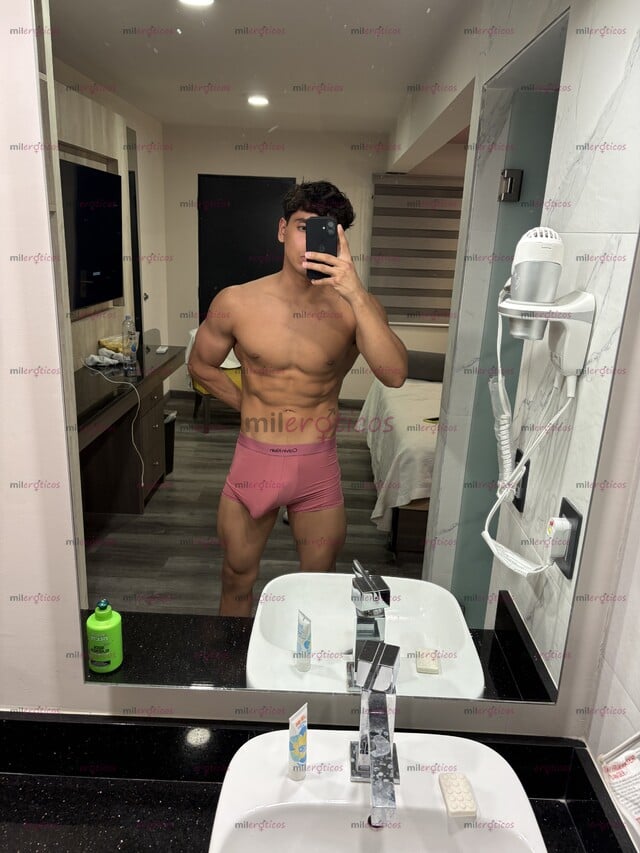 FOTOS DE NUEVO EN HERMOSILLO , JOVEN ATLÉTICO, BUEN CUERPO