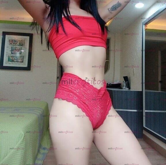FOTOS DE SASHA PETIT UNIVERSITARIA CARITA DE MUÑECA NATURAL PIEL BLANCA