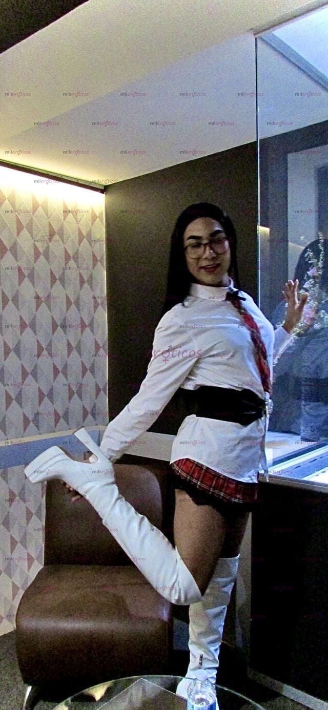 FOTOS DE HOLA SOY GIA UNA TRANS COMPLACIENTE Y DOTADA 22 CM