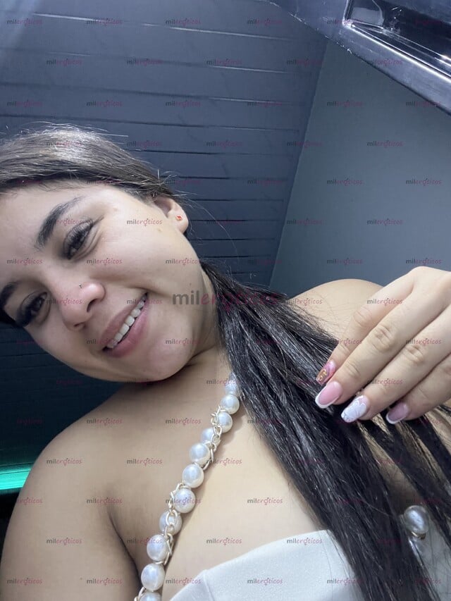 FOTOS DE UNA LINDA MUÑEQUITA DE TAN SOLO 20 AÑITOS