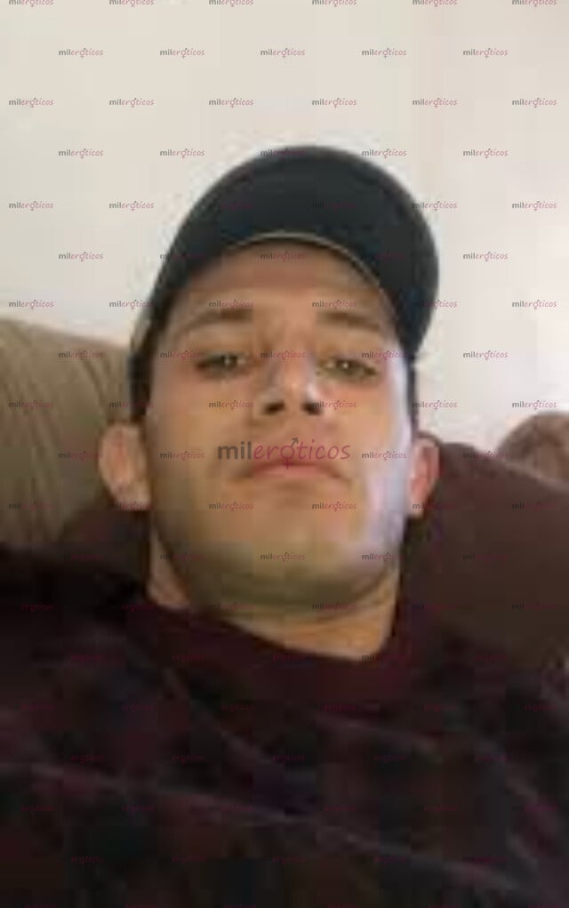FOTOS DE GUERO ENTRON Y CON GANAS COMPLACER Y CUMPLIR TUS FANTASIAS MAS DESEADAS