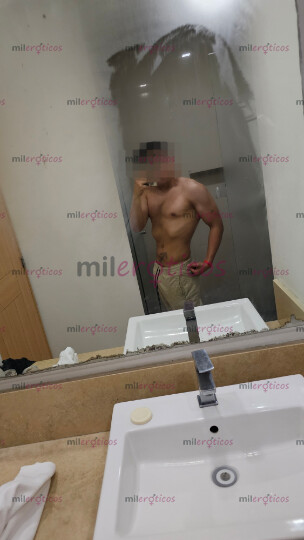 FOTOS DE SERÉ TU COLÁGENO CHICO DE 21 AÑOS PARA HACERTE SENTIR MUJER