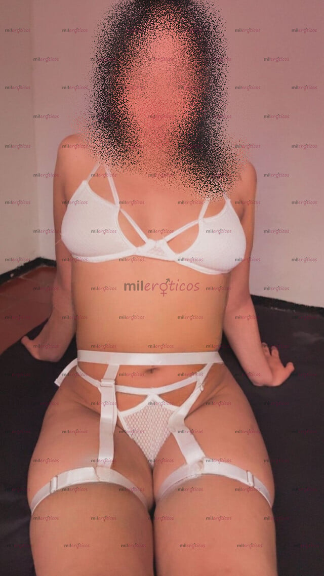 FOTOS DE SALOMÉ LA FLAQUITA QUE TE PRENDE SIN ESFUERZO
