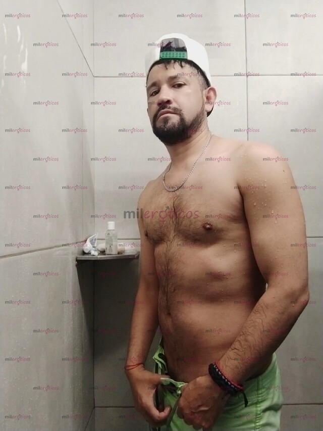 FOTOS DE EDUCADO PROFESIONAL, ATRACTIVO VARONIL Y SIEMPRE CALIENTE...