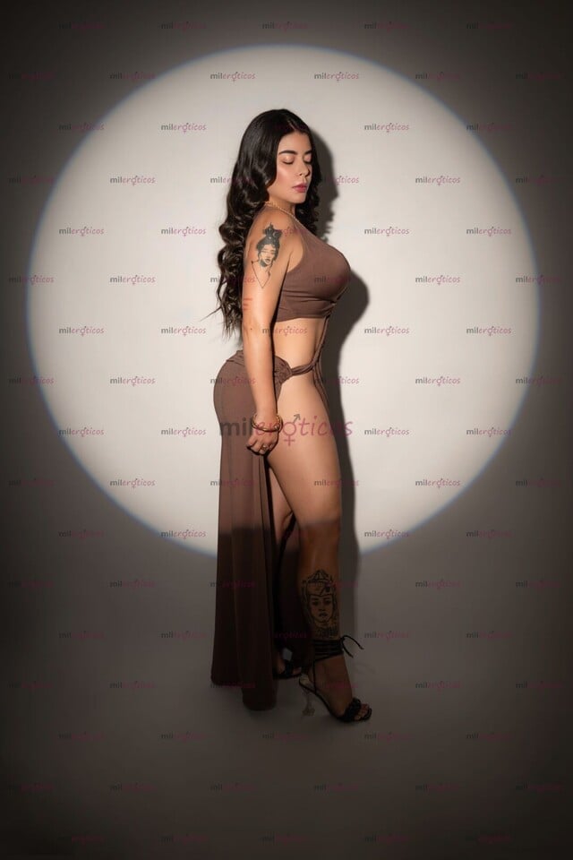 FOTOS DE EMILY RICA COLOMBIANA NALGONA LLEGANDO MUY CACHONDA,SUPER LINDA Y ELEGANTE.
